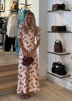 Benuti Amazing Rose Dress></noscript>Neo Noir Hot