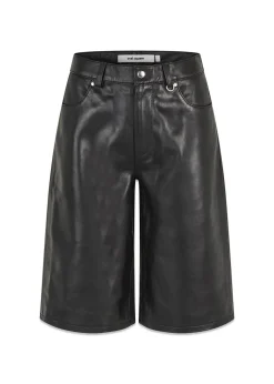 Deep Leather Shorts>Oval Square