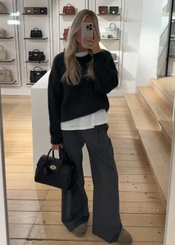 EAST><noscript><img width=