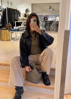 Edona></noscript>Pavement Sale