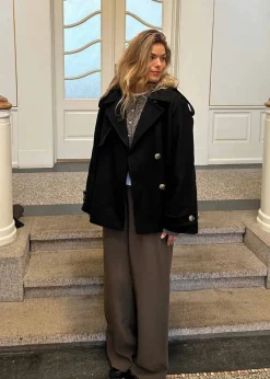 EsmundMD jacket><noscript><img width=