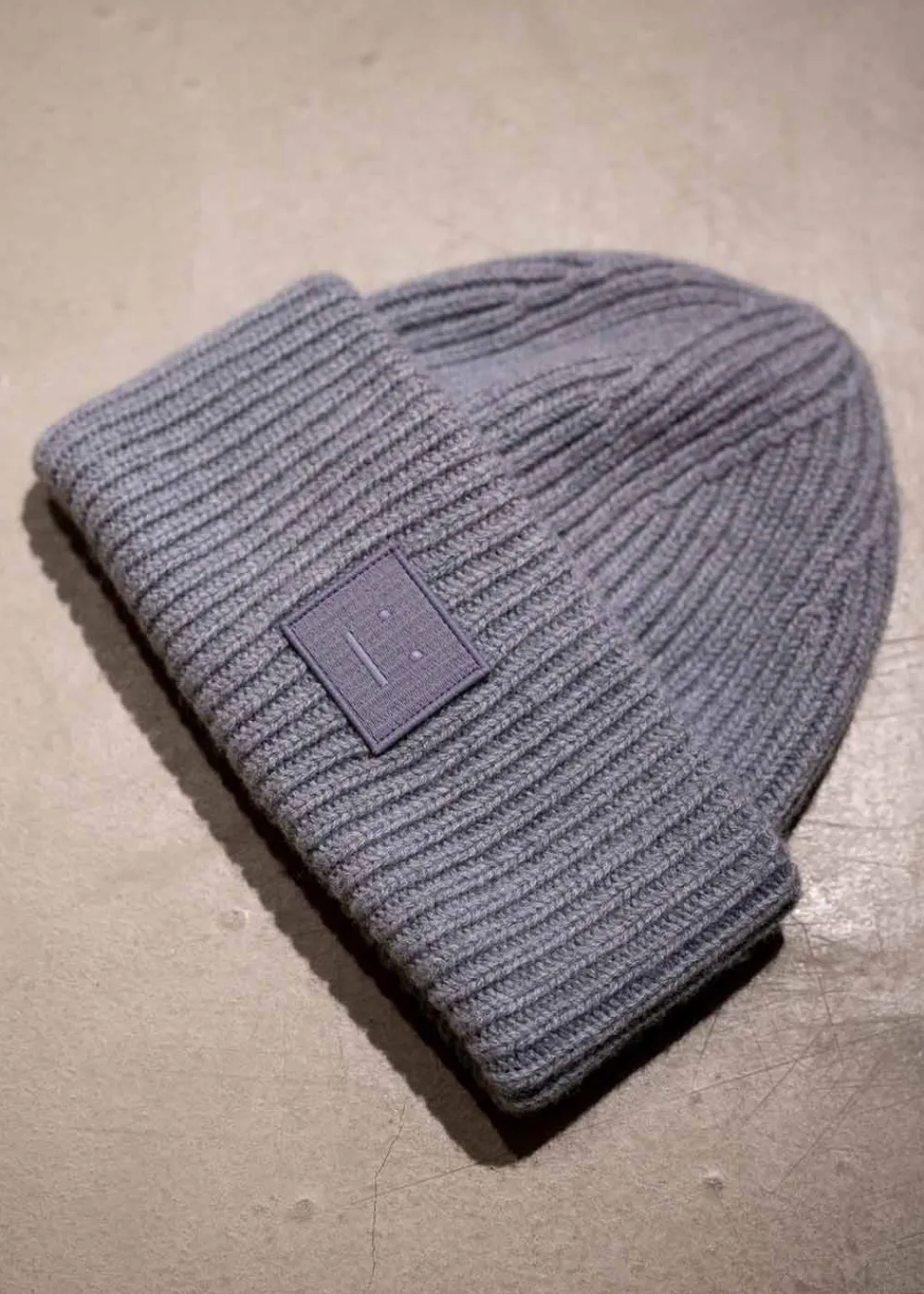 FA-UX-HATS000063>Acne Studios