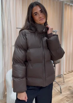 Fox C Puffer Jacket></noscript>Neo Noir Online