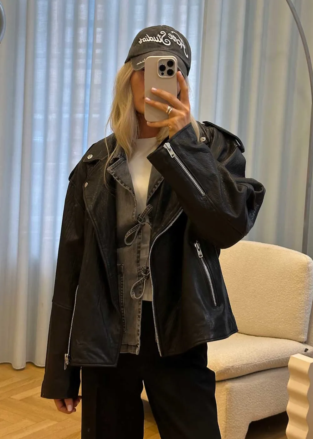 HullaMD solid jacket>Modström Outlet