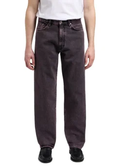 Loose Jeans><noscript><img width=