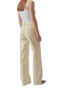 RicciMD jeans><noscript><img width=