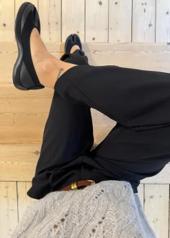 Ballerina></noscript>TABI Hot