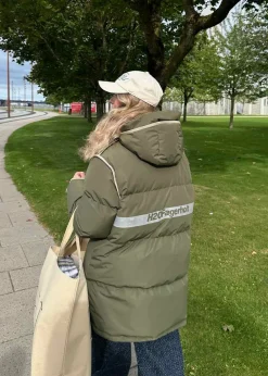 Warm up Jacket><noscript><img width=