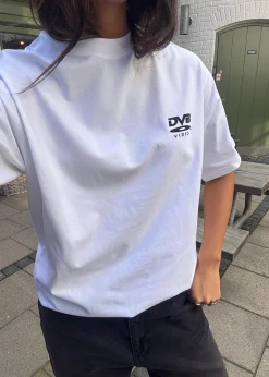 BETX(DI)VISION BOX FIT T-SHIRT><noscript><img width=