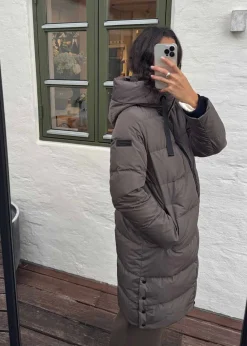 Camila Coat><noscript><img width=