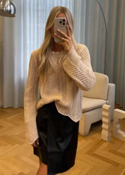 CaryMD o-neck><noscript><img width=