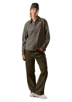 Checkered Shirt><noscript><img width=