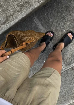 DarrelMD shorts><noscript><img width=