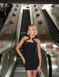 EmiliaMD dress><noscript><img width=