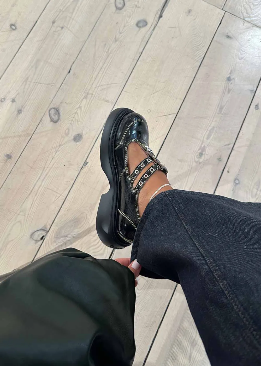 Everyday Butterfly Mary Jane Naplack>Ganni Hot