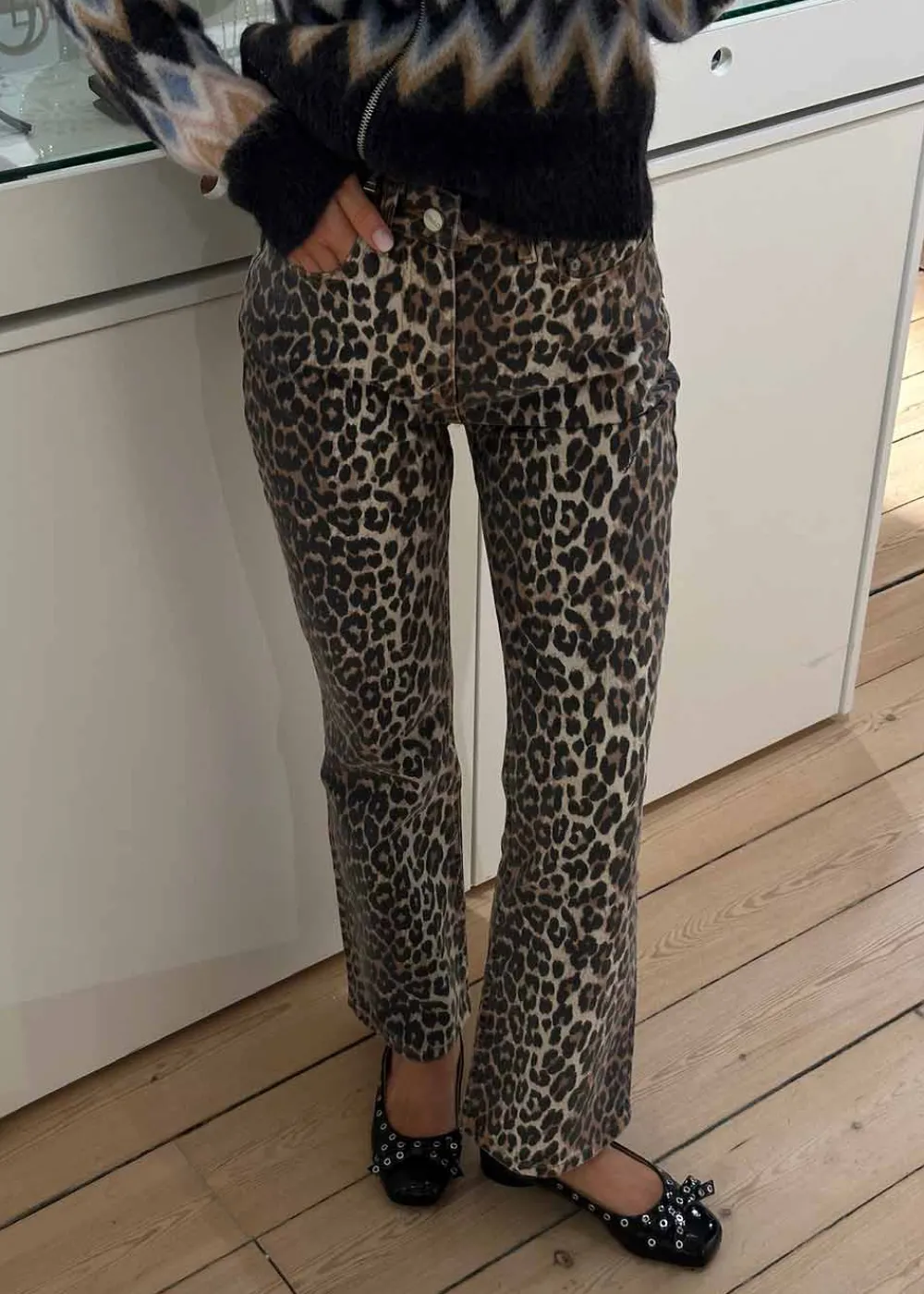 Eyelets Bow Ballerina Naplack>Ganni Hot