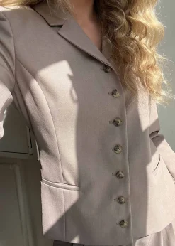 GaleMD 2 short blazer><noscript><img width=