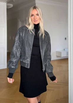 GalenMD skirt><noscript><img width=