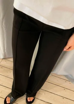 Gene pants><noscript><img width=