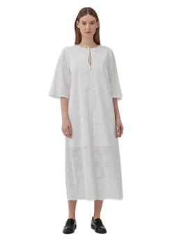 HollynMD dress><noscript><img width=