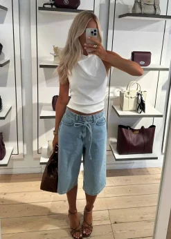 Isoldemd long shorts><noscript><img width=