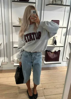 Isoldemd long shorts><noscript><img width=