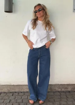 IsoldeMD solid pants><noscript><img width=