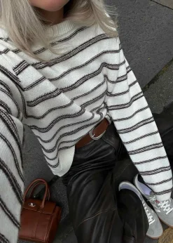 LineusMD stripe o-neck><noscript><img width=