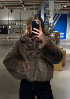 LouisaMD jacket>Modström Best