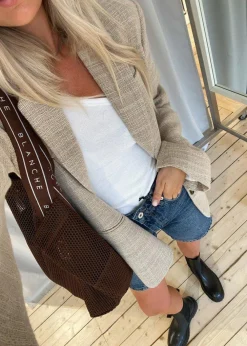 Maggie Blooke Shorts><noscript><img width=