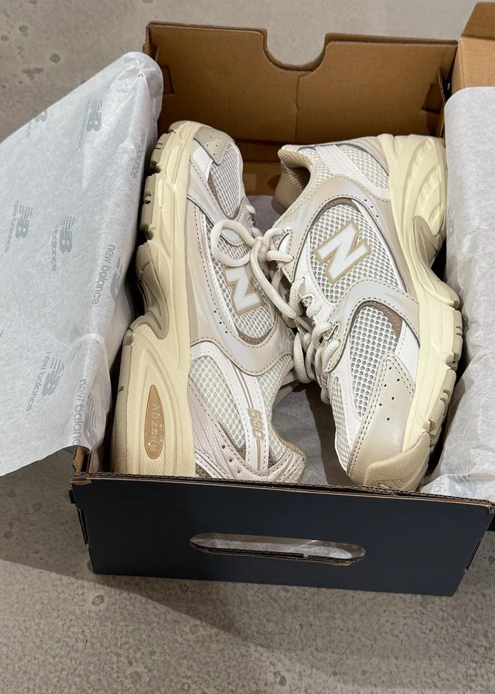 MR530AA>New Balance Best