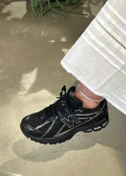 M1906RCH><noscript><img width=