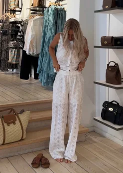 Nanettemd pants><noscript><img width=