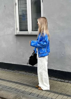 Nicholasmd jacket></noscript>Modström