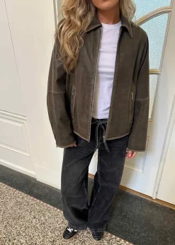 Nimamd jacket><noscript><img width=