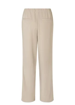 PerryMD pants><noscript><img width=