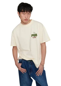 Pub T-shirt><noscript><img width=