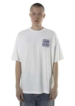 QUEEN ISLAND TEE><noscript><img width=