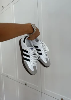 Samba OG><noscript><img width=