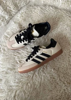 SAMBA OG><noscript><img width=