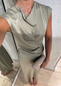 Tailormd dress><noscript><img width=