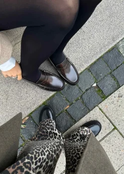 The Norah><noscript><img width=