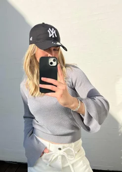 TomMD o-neck><noscript><img width=