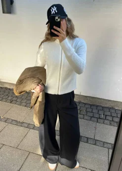 TreeMD cardigan><noscript><img width=