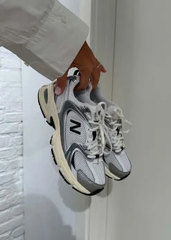 U530ESA><noscript><img width=