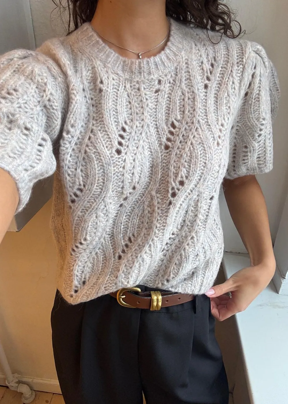 Valentina Sweater>The Garment Hot